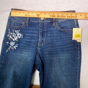 Nurture Floral Embroidered Bermuda Jeans Womens 10PS Blue New